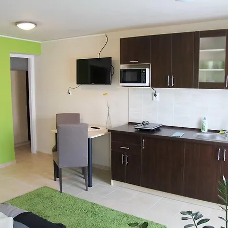 Lejlighed Irisz Apartmanhaz *