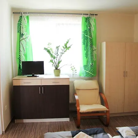 Apartment Irisz Apartmanhaz Morahalom