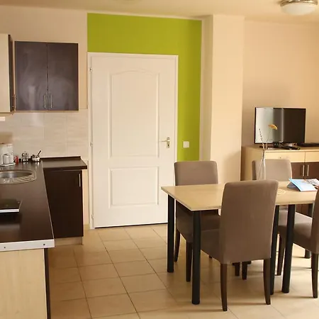 Irisz Apartmanhaz Mórahalom