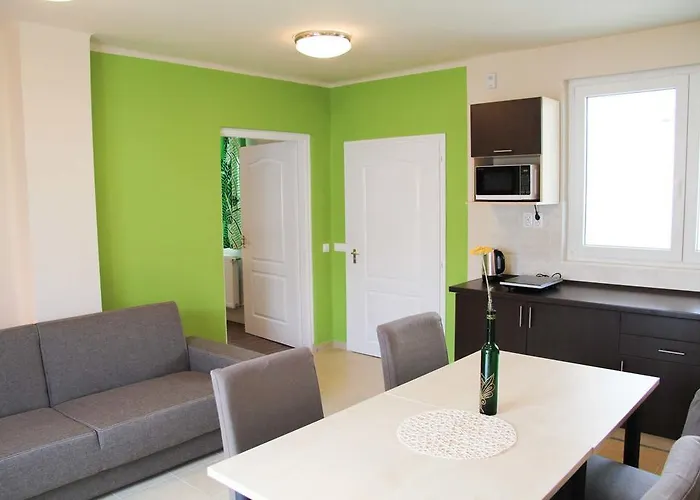 írisz Apartman